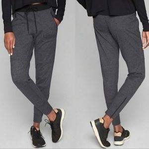 Athleta Flux Street Jogger Charcoal Grey size small